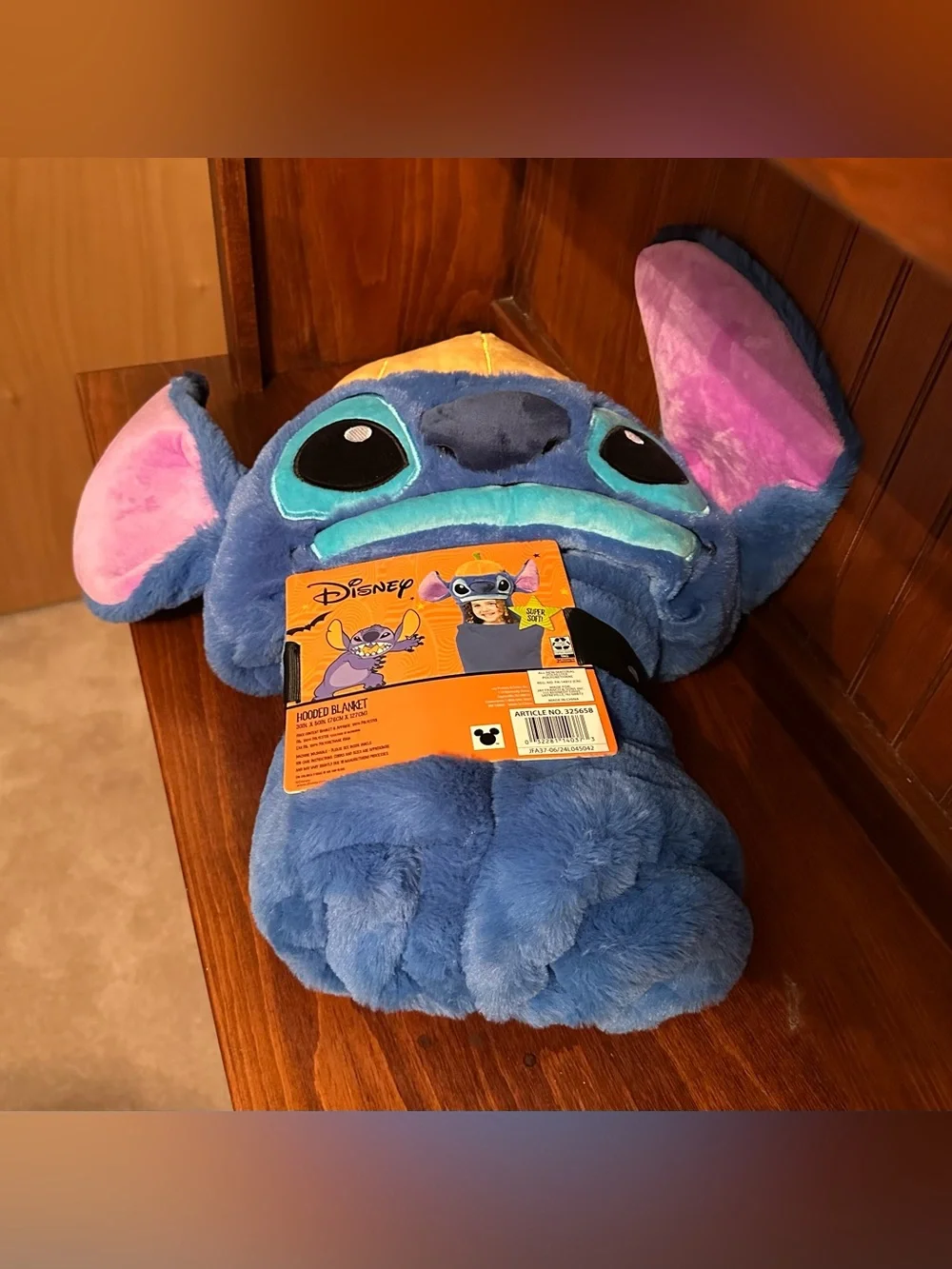 NWT Disney Stitch Hooded Throw Blanket with Pumpkin Hat